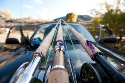 The photo of the week shows how to rack your fly rods while traveling from pool to pool in your vehicle.  Photo is courtesy of Karl Rasmussen.  Check below for more photos from Karl when he was fishing for Steelhead on the Thompson River in November 2009.