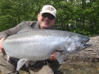 Hi Noel, I did a drift yesterday on the Kitimat River with Tracey Hittel (holding Chinook), and Donny Webber. Donny is an AAG guide for Tracey Hittel of Kitimat Lodge. We landed two Steelhead and this beautiful Chinook. Also attached is one of the Steelie