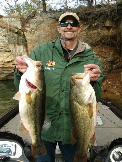 A pair of Guntersville lake wintertime ten pound largemouth bass!