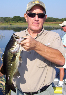 Kissimmee Chain Bass Fishing