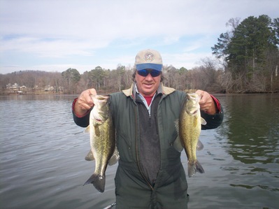 Jumpsuits and jerkbaits are needed for big bass on Guntersville lake in winter!