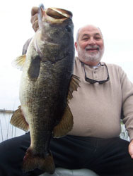 Jack G of TN With His 11 LB Trophy Bass Caught 2/9/2010