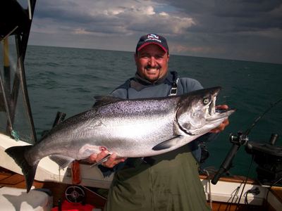 25' King Salmon