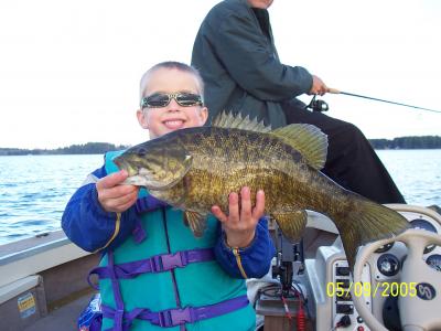 5 1/2 lb pre spawn smallie caught on a spider jig