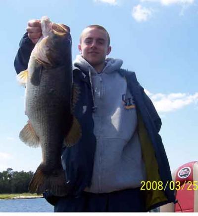 Ben Lewis 9 3/4 lb Trophy Bass