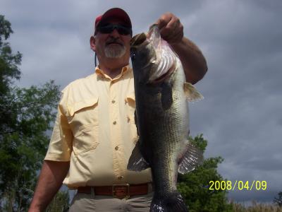 Larry   8 1/2 lb  4/09/2008