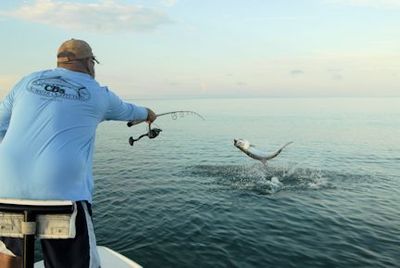 Cliff Ondercin Sarasota DOA Baitbuster tarpon jump with Capt. Rick Grassett