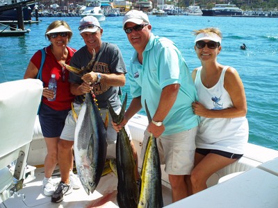Robert Gauthier and friends from Florida released two striped marlin, one 40 lbs yellow fin tuna and for dorados aboard 38ft C-Rod