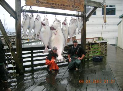 Justin and Captain Jj Robinson with Tournament Winner