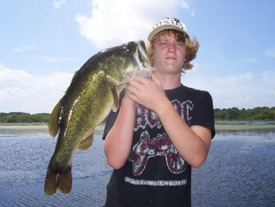 Caneron Callaway with a 9.0 lber caught at Lake Palestine with Mattern Guide Service