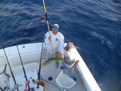 Aboard Hooked Up - 954.764.4344 - 877.SEA.4344 (877.764.4344) - Tacohookedup@aol.com