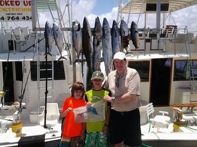 Captain Taco (954) 764-4344 or toll free @ (877) SEA-4344 tacohookedup@aol.com