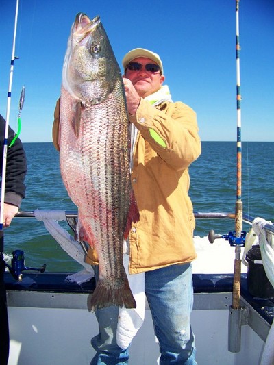 New pool leader at 23 pounds!