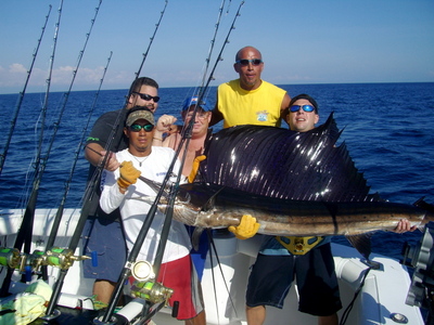 Big Sails in Slow Seaso! Bethina Style