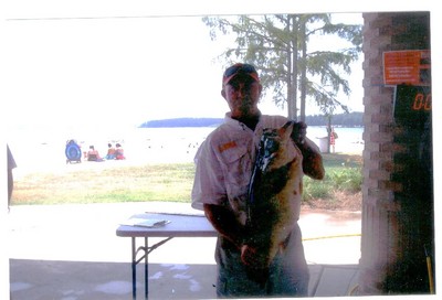 Leesville, LA's Donnie Gill with 15.03 bass...missed lake record by less than .3 lbs.