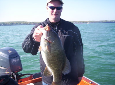 5.6 LB SMALLMOUTH, CAUGHT ON A TUBE BAIT