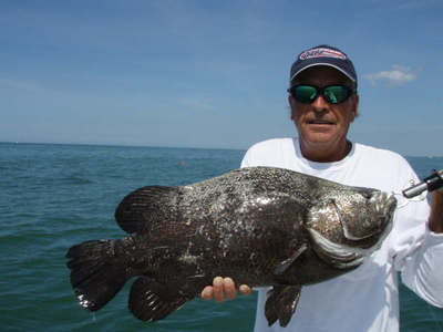 steve bonnel with a 21lb tripletail